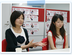 インタビューの様子