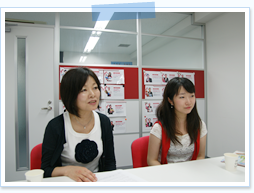 インタビューの様子